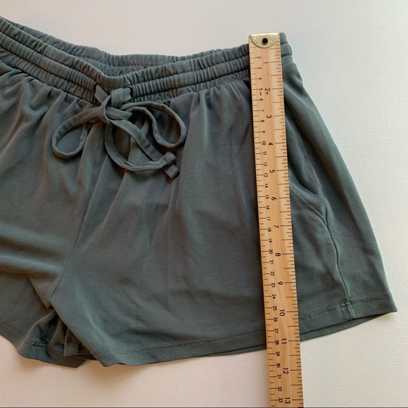 Aerie Shorts Flowy Sz XS - Picture 8 of 12